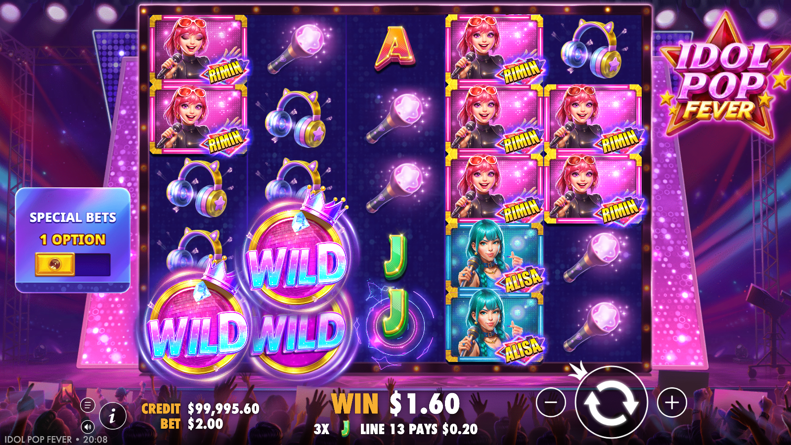 Three crowned Spotlight WILD orbs landed on the reels alongside idol symbols, showing the signature Spotlight Random Wild mechanic