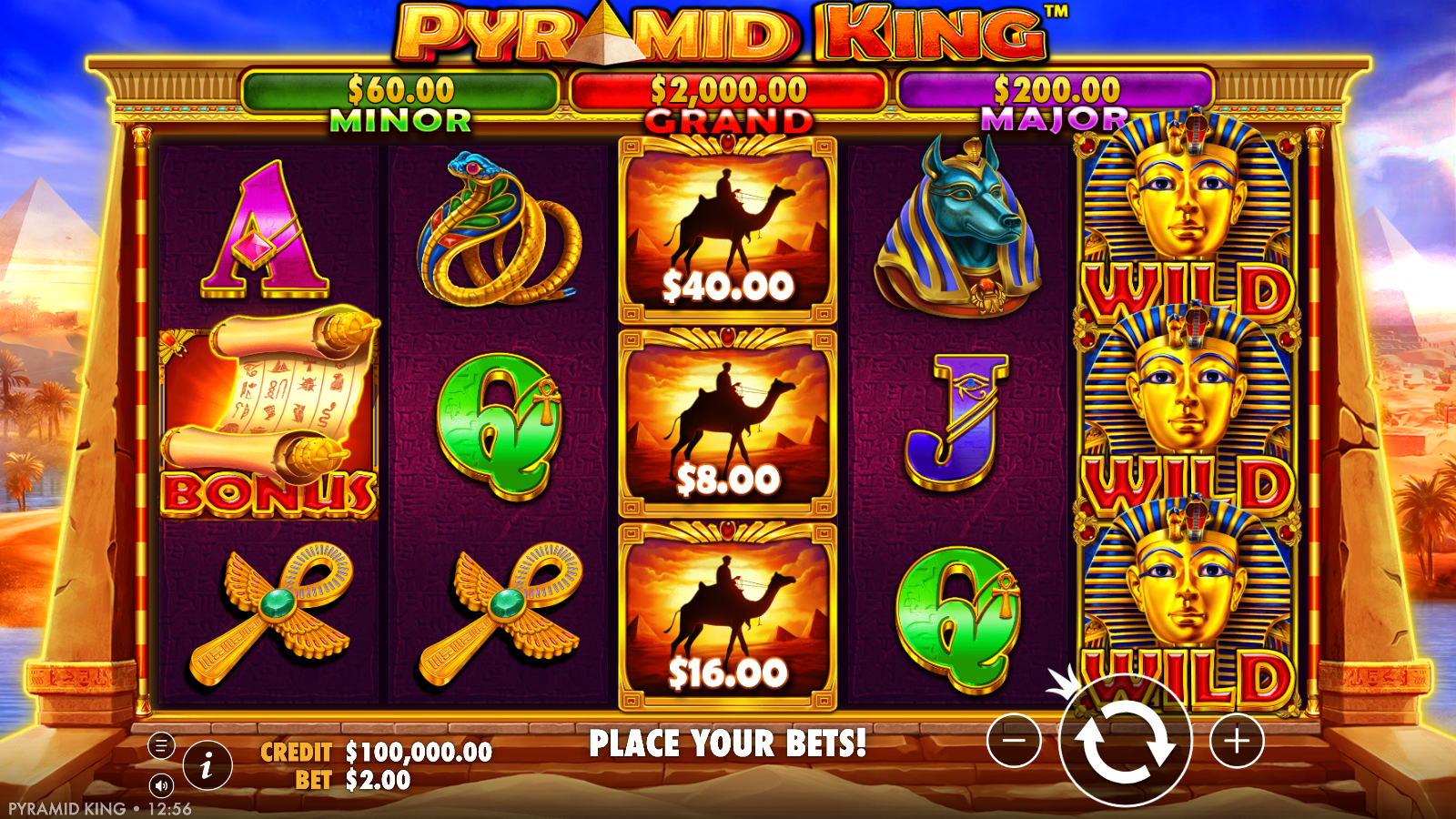 Pyramid King base grid with the Minor, Grand and Major jackpot ladder above the reels
